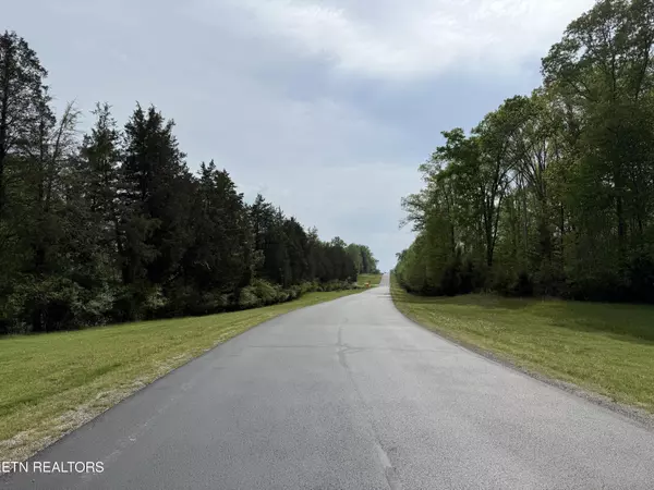 Rockwood, TN 37854,203 W. Shore Dr.