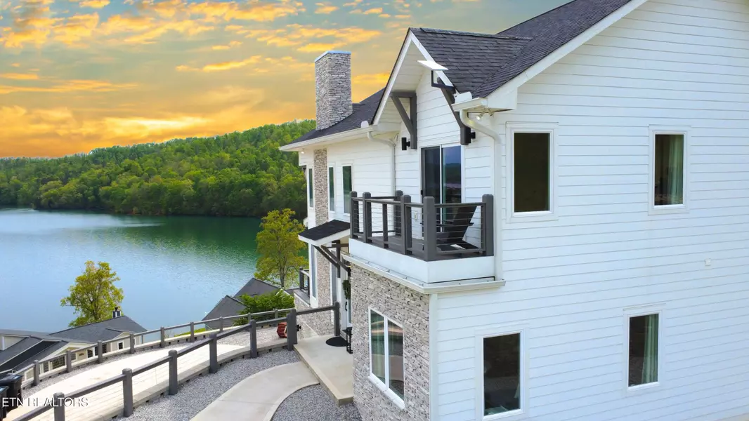 234 Cameron Loop, Lafollette, TN 37766