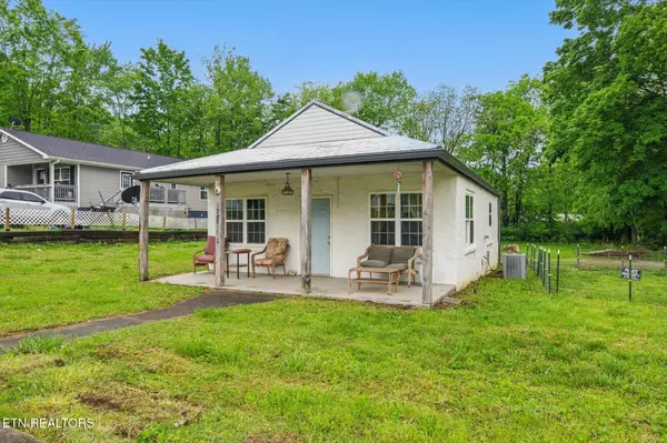 Athens, TN 37303,1505 Palos St St