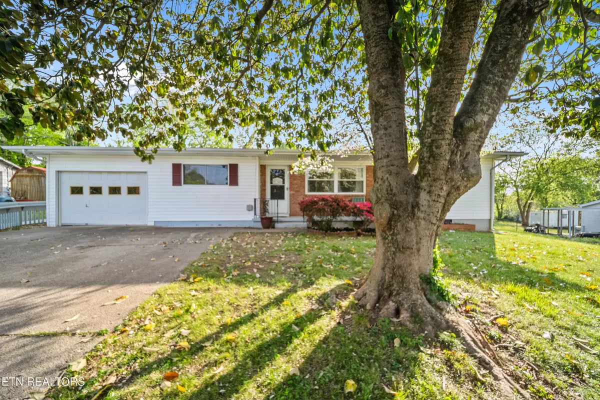 Knoxville, TN 37912,5632 ScenicHills Rd