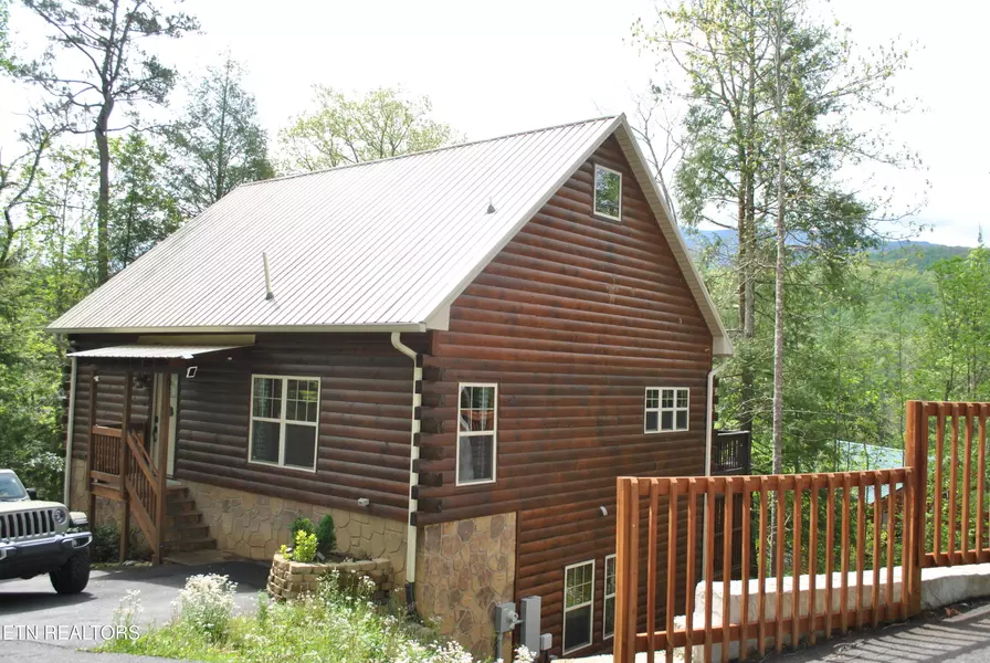 1622 Misty Hollow WAY, Gatlinburg, TN 37738