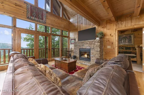 Sevierville, TN 37862,1012 Black Bear Cub WAY