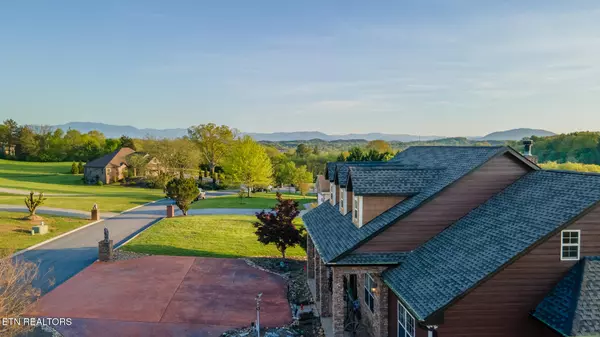 Sevierville, TN 37876,2869 Luther Catlett CIR