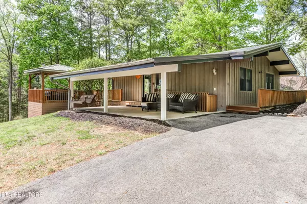 Lafollette, TN 37766,129 Bucks and Doe Lane