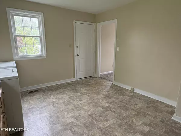 Knoxville, TN 37912,4305 High School Rd