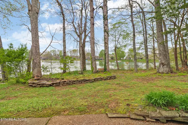 Crossville, TN 38558,334 Lake Catherine CIR