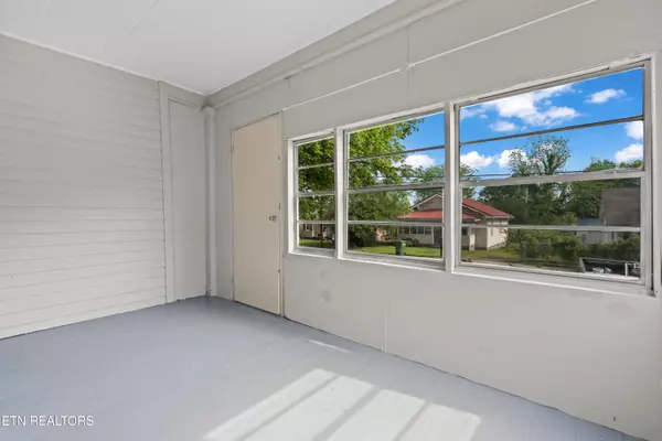 Maryville, TN 37804,305 Mcginley St