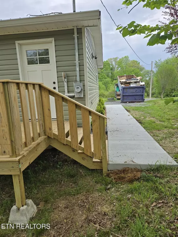 Englewood, TN 37329,411 McCroskey