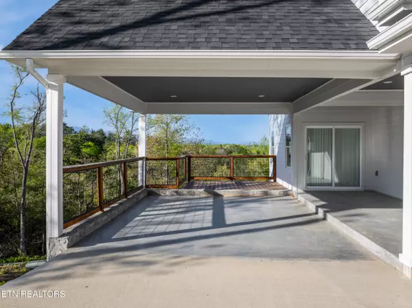 Dandridge, TN 37725,1410 Clear Pt Tr