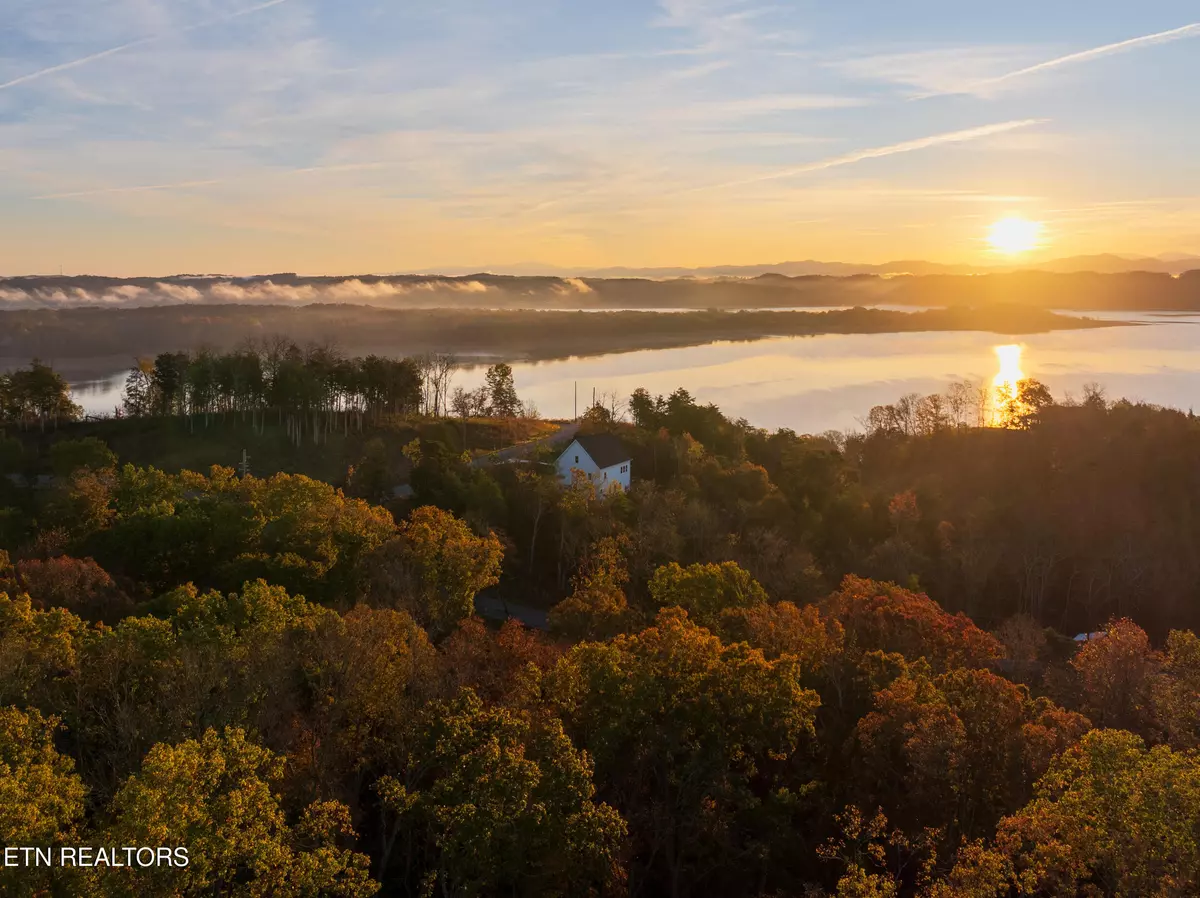 Dandridge, TN 37725,1410 Clear Pt Tr