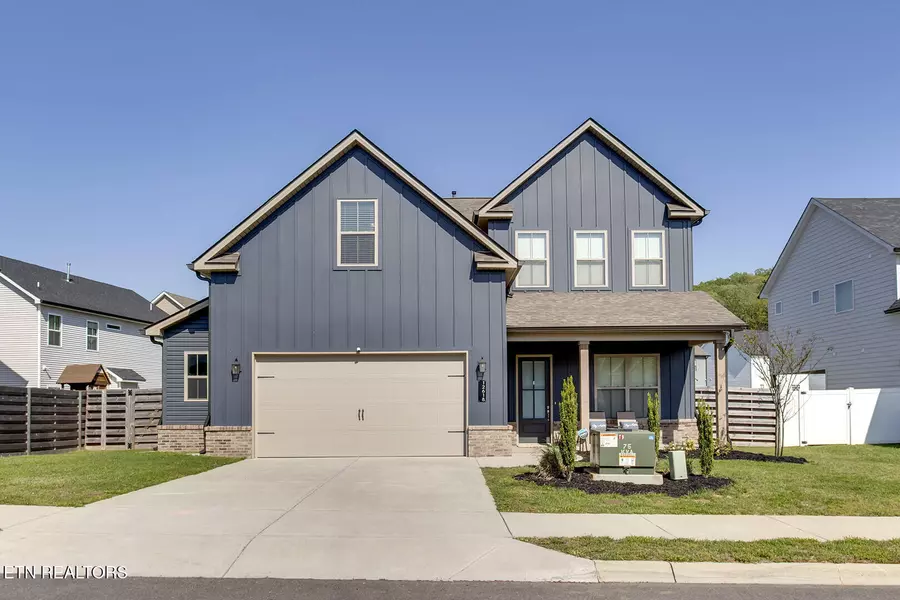 12618 Happy Valley St, Knoxville, TN 37932