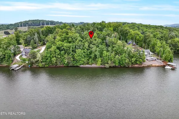 Emory Pointe LN, Harriman, TN 37748