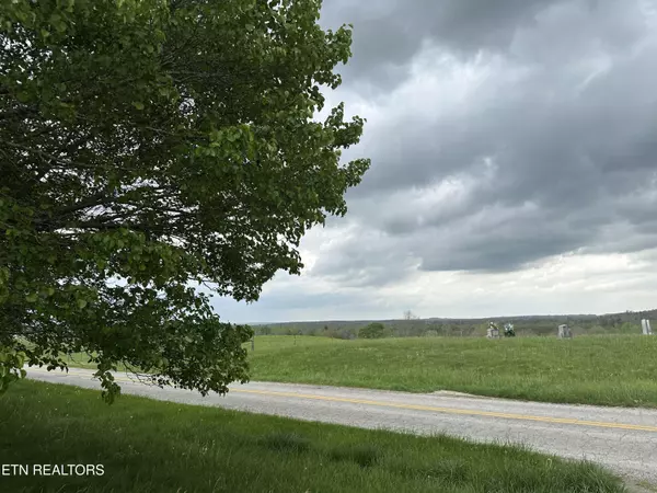 Deer Lodge, TN 37726,243 Twin Bridge Rd