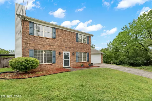 Knoxville, TN 37934,804 Black Rock CIR