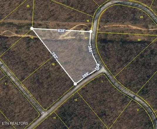 Bow Rd, Monterey, TN 38574