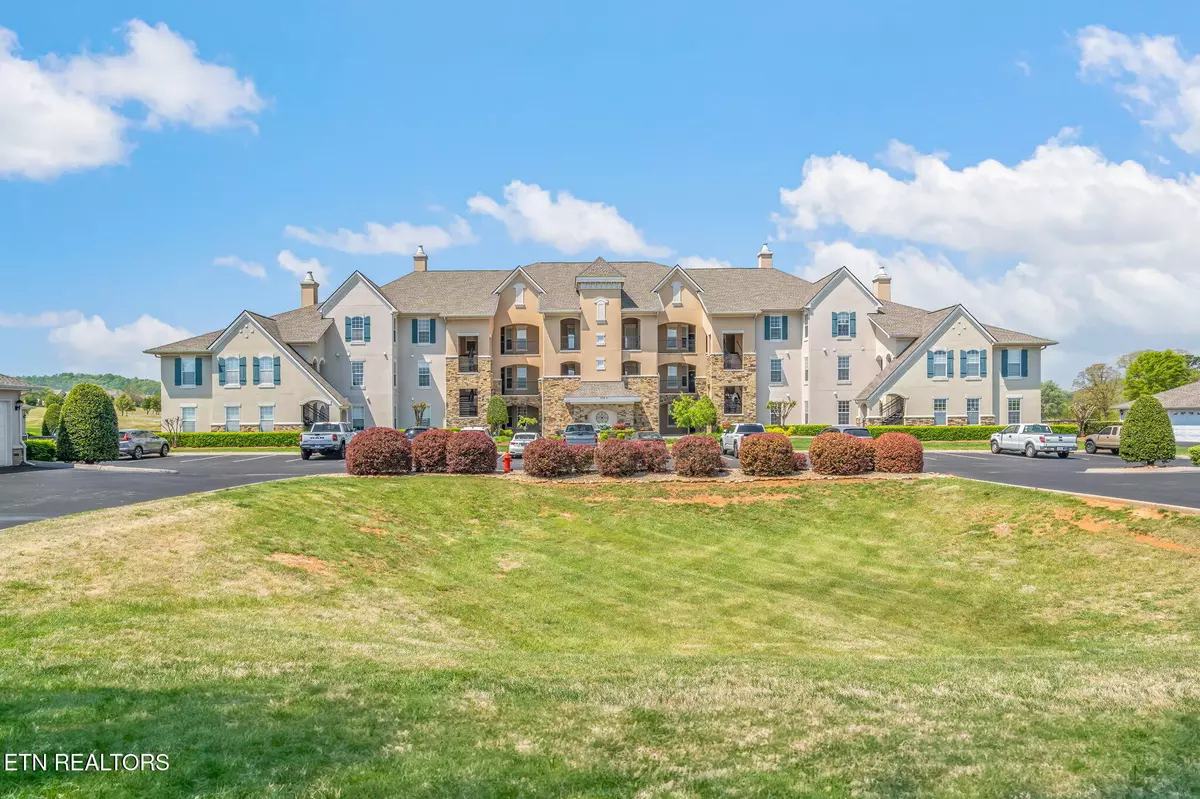 Vonore, TN 37885,535 Rarity Bay Pkwy #106