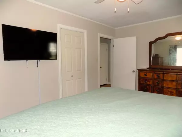 Jefferson City, TN 37760,808 Julianne DR