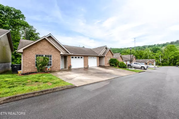 Knoxville, TN 37917,3719 Willow Falls WAY