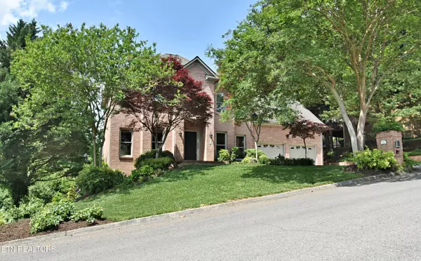 923 Glensprings DR,  Knoxville,  TN 37922