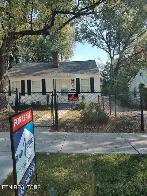 Knoxville, TN 37917,2120 Woodbine Ave