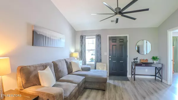 Kodak, TN 37764,261 Dumplin LN