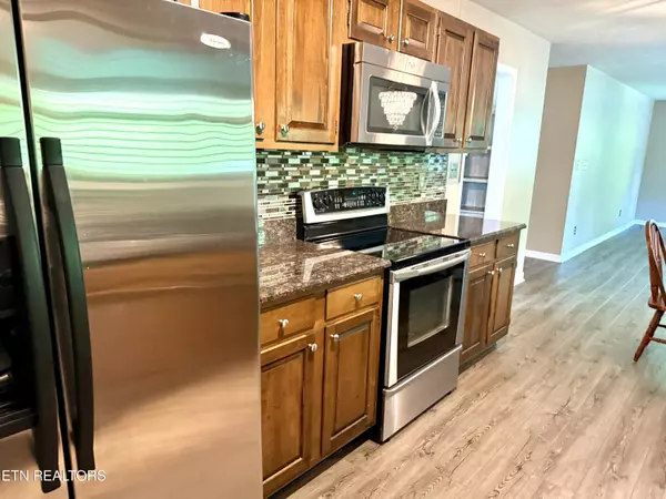 Harriman, TN 37748,161 Azalea CIR