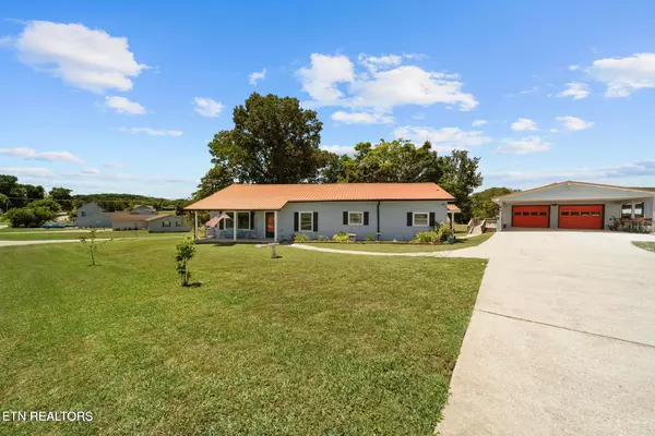 Harriman, TN 37748,1016 Swan Pond Circle Rd