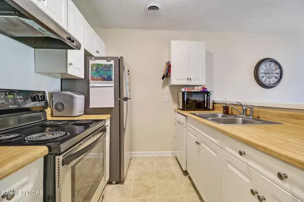 Crossville, TN 38558,36 Lakeshore TER #15