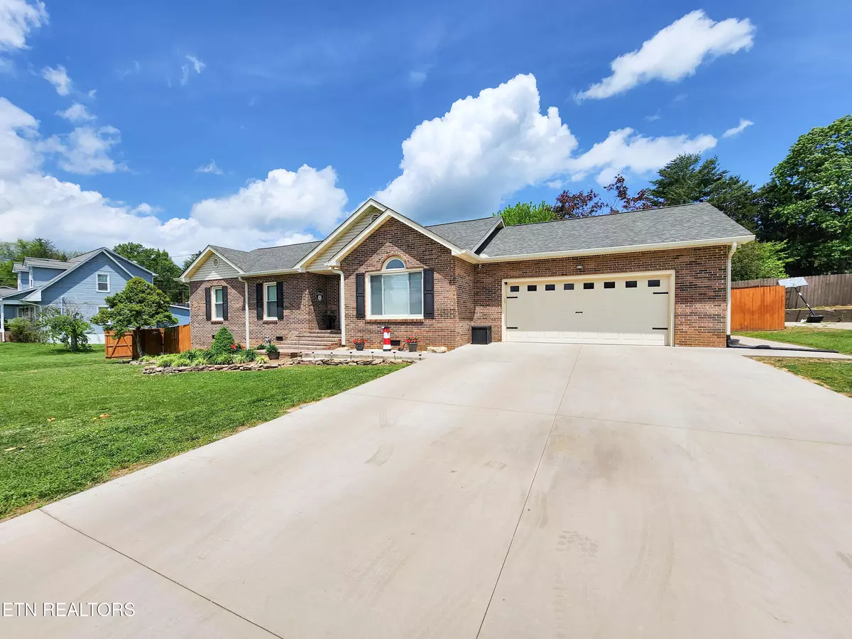 Knoxville, TN 37938,7640 Cedarcrest Rd