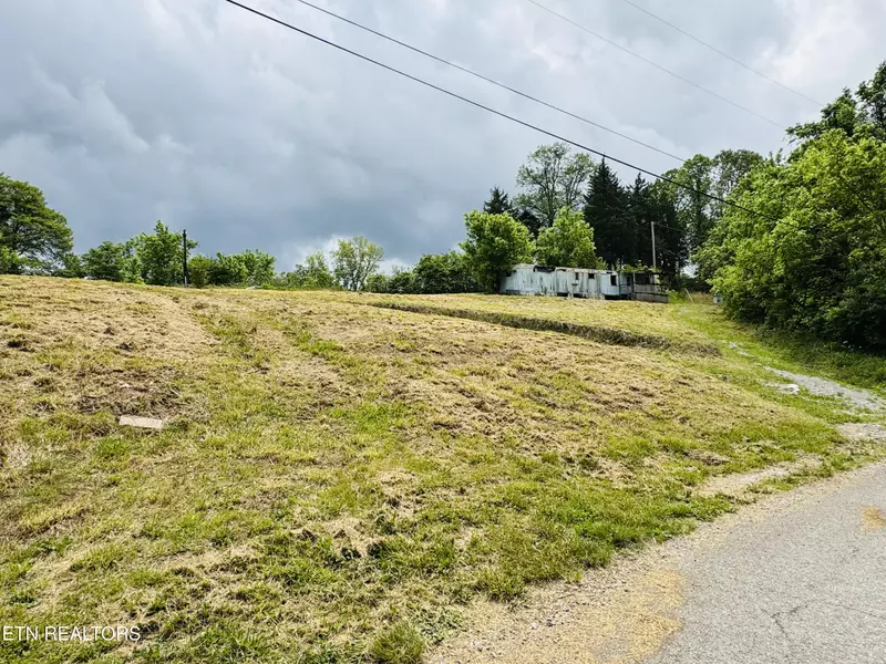 Gamble LN, Lafollette, TN 37766
