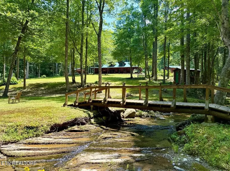 480 Holder Cemetery Rd, Tellico Plains, TN 37385