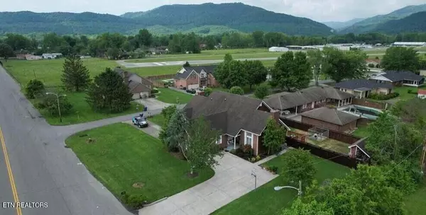 Middlesboro, KY 40965,523 30th St