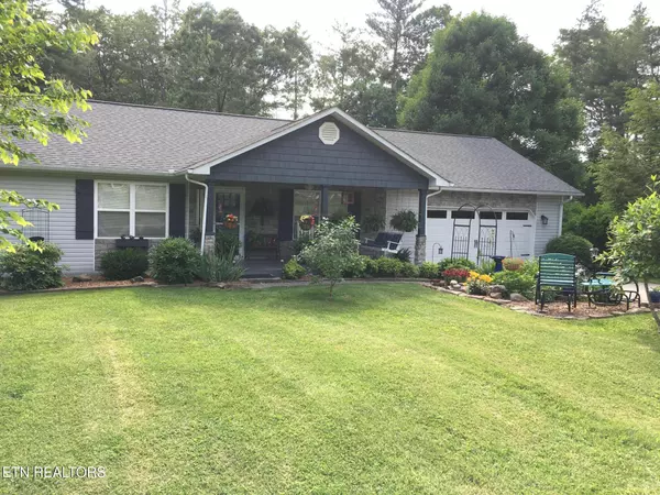 198 Southridge CIR, Crossville, TN 38555