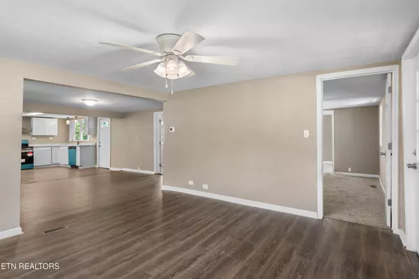 Jellico, TN 37762,319 Kentucky St