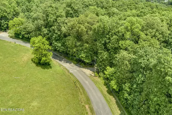 Vonore, TN 37885,419 Mountain View DR