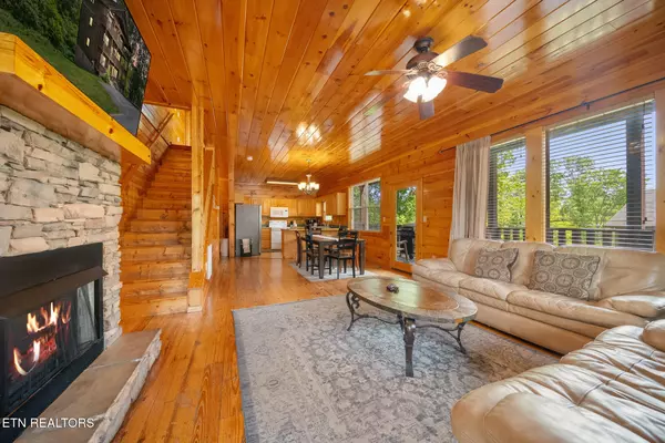 Sevierville, TN 37876,368 Oak Lake DR