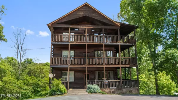 368 Oak Lake DR, Sevierville, TN 37876