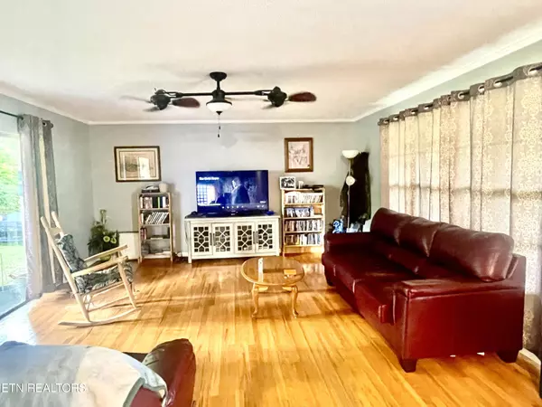 Athens, TN 37303,811 Towanda Tr