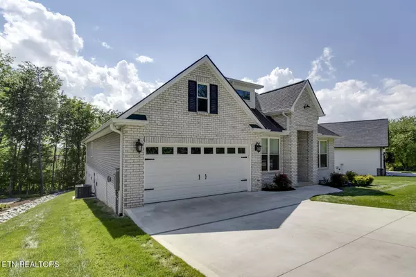 Loudon, TN 37774,125 Chatuga DR