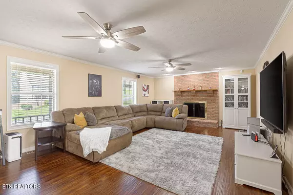 Knoxville, TN 37931,9224 Hollander LN