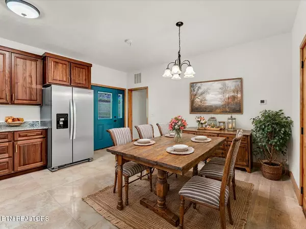 New Tazewell, TN 37825,107 Straight Creek Dock Rd