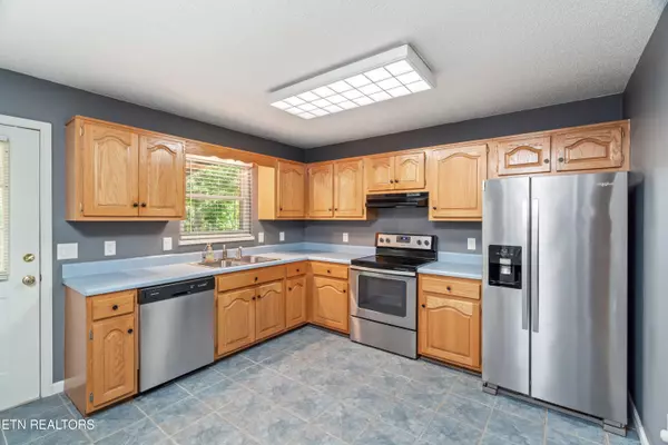 Kingston, TN 37763,308 De Armond Rd