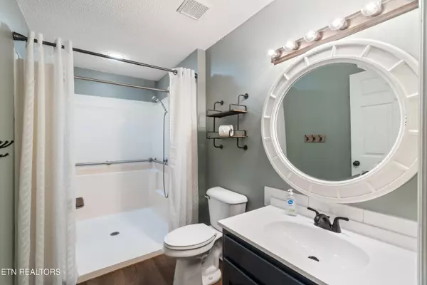 Kingston, TN 37763,308 De Armond Rd