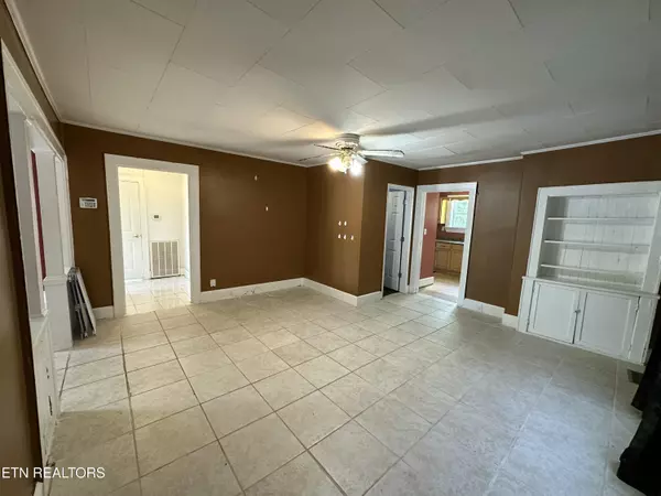 Knoxville, TN 37917,435 Atlantic Ave