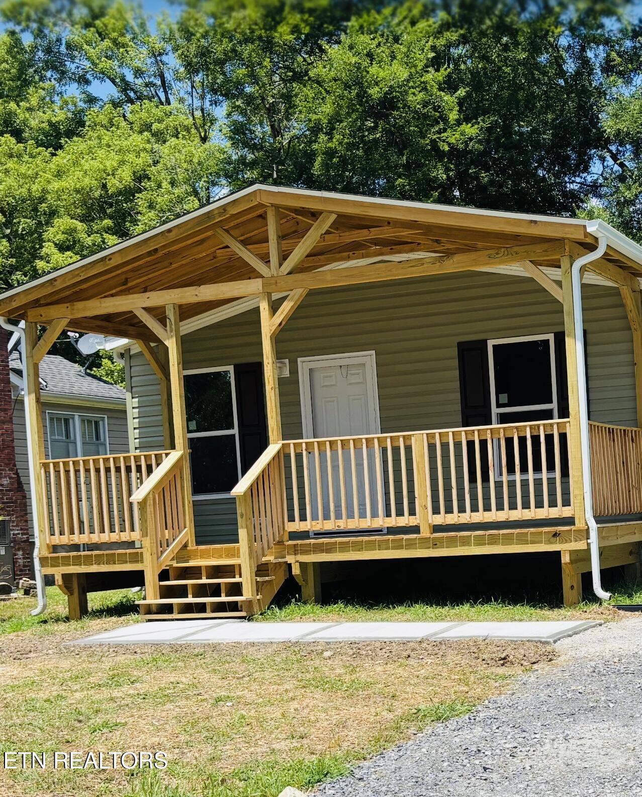Athens, TN 37303,316 Fisher Street St