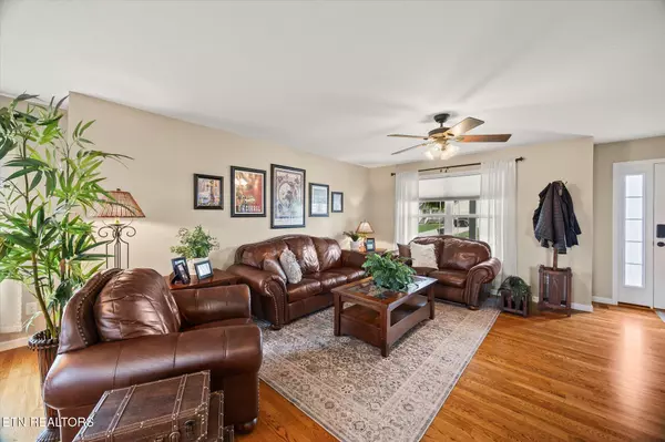 Sparta, TN 38583,212 Pistole Rd