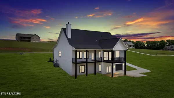 Walland, TN 37886,618 Winding Creek WAY