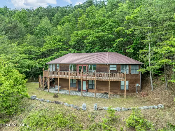 Townsend, TN 37882,544 Nathans Nook Rd