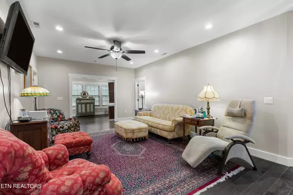 Dandridge, TN 37725,3014 Villas Creekside DR
