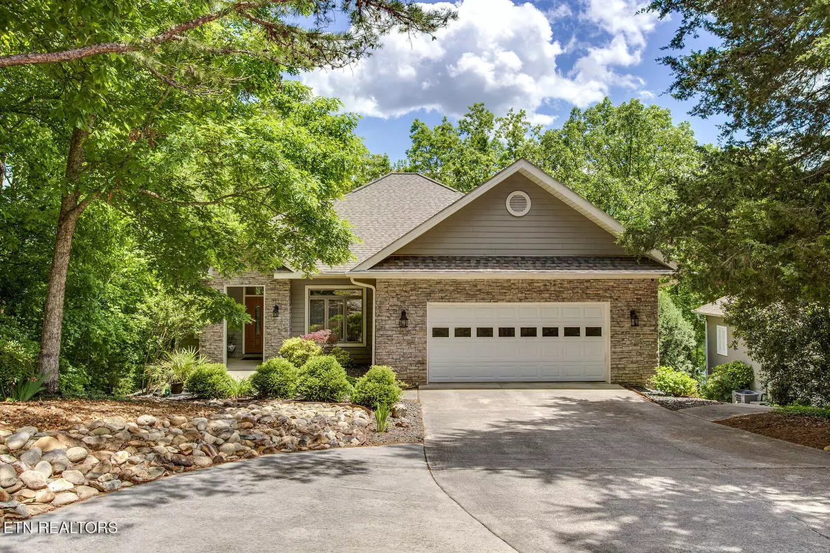 Loudon, TN 37774,401 Shawnee PL